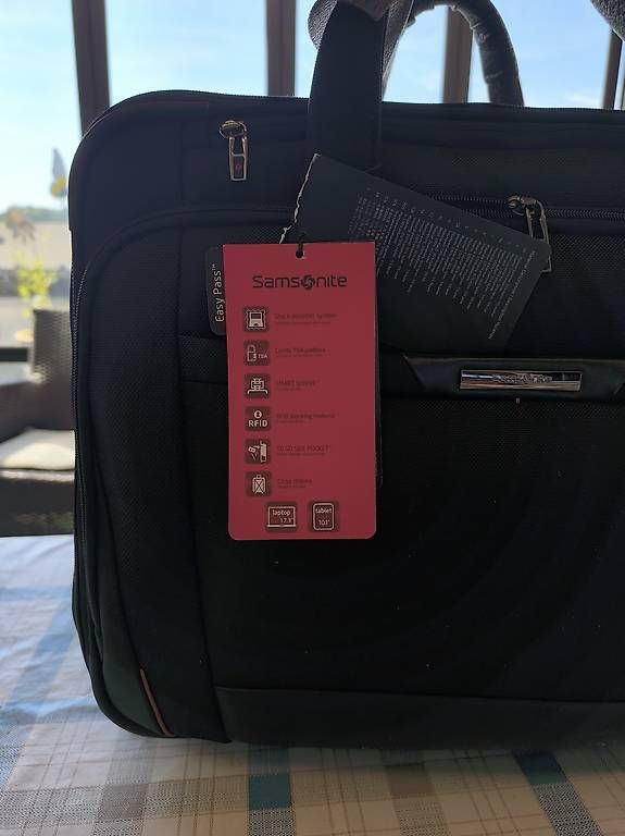 Valigie: Samsonite Business Pro JLX neu – Usato da Walliswil-Nbipp venduto da australien2007