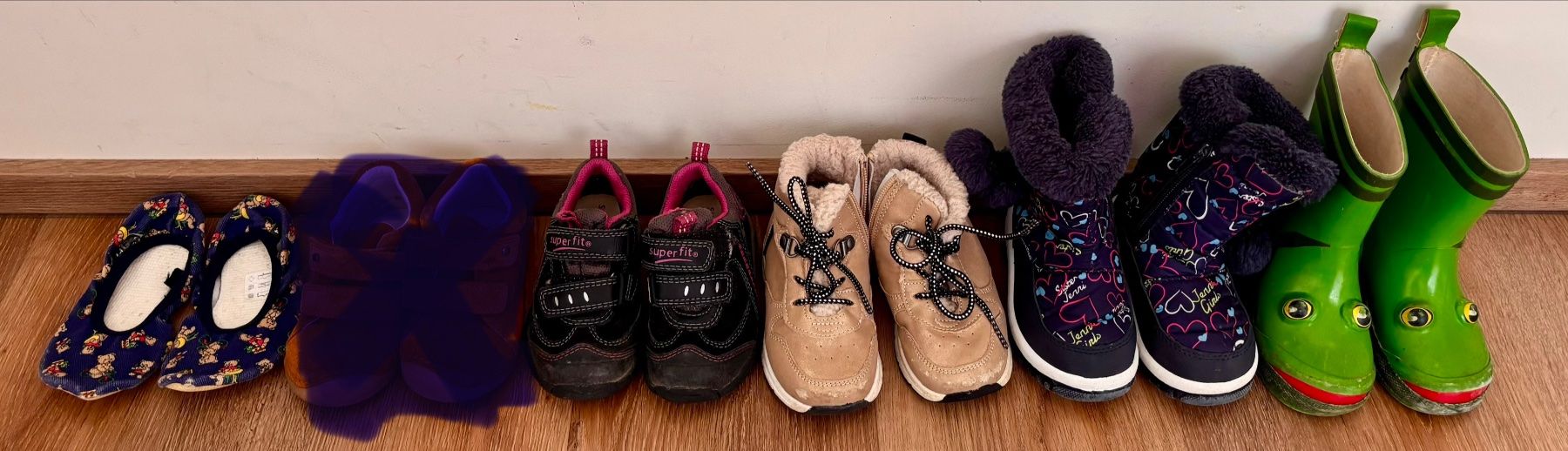 Scarpe per ragazzi: Babyschuhe - 5 Paare, Gr. 22!!! – Usato da Einsiedeln venduto da sum_xm7z