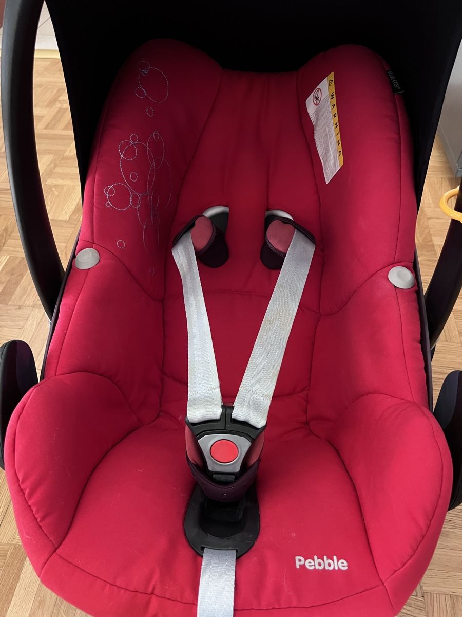 Maxi-Cosi Auto-Kindersitze: Maxi cosí comme NEUF avec easy base – Gebraucht aus Lausanne von monaliza1998 1