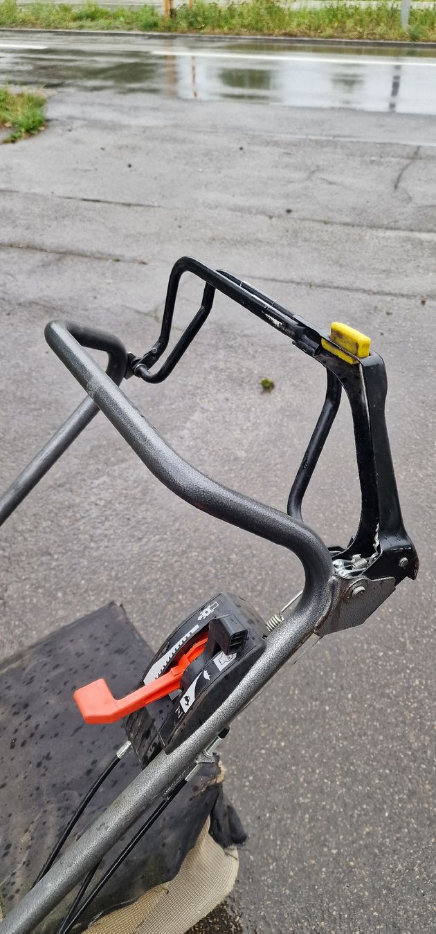 Honda Tondeuses à gazon: Honda HRD536C Rasenmäher  – D'occasion à Tagelswangen par Axel_36 3