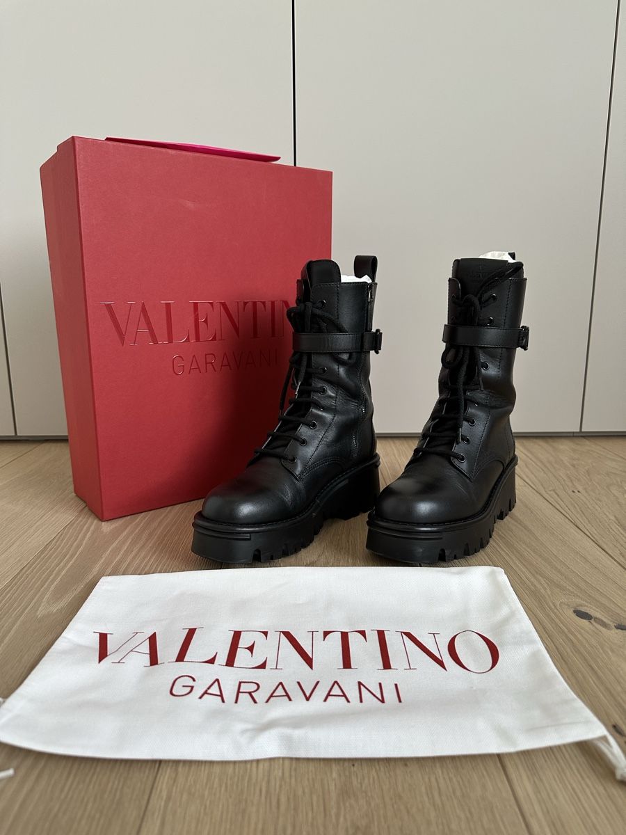Valentino Scarpe da donna: Valentino Boots (original) – Nuovo (secondo la descrizione) da Buonas venduto da langech90