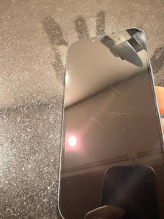 Telefoni cellulari / Smartphones: Apple iPhone 14 Plus 256 GB schwarz  – Usato da Birmensdorf ZH venduto da ssdsd 2
