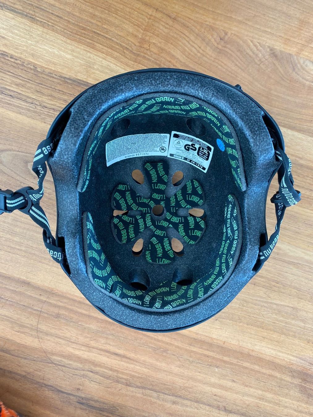 Helme: Nutcase - Velohelm - Grösse L-XL – Gebraucht aus Muri AG von Hookipa01 1