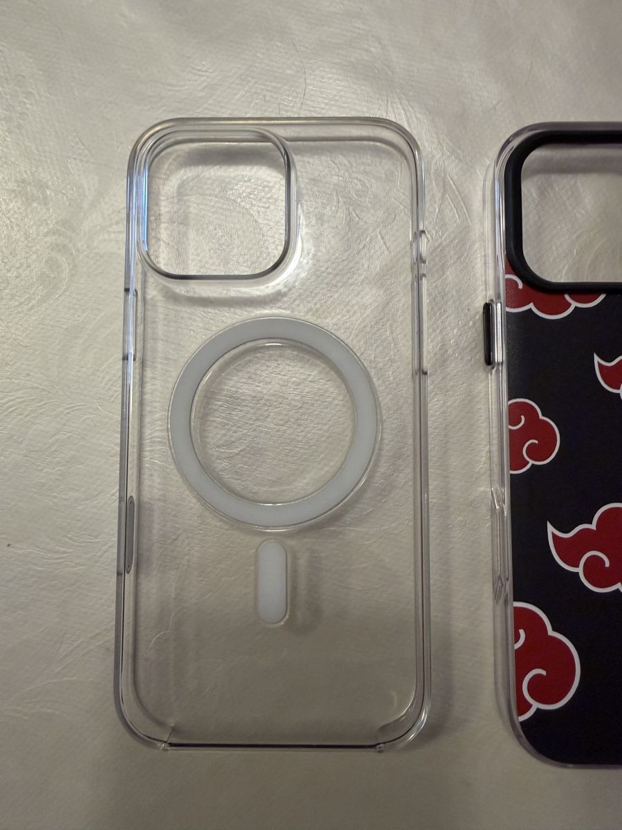 Apple Telefoni cellulari / Smartphones: Lot de coque IPhone 16 pro Max  – Usato da La Chaux-de-Fonds venduto da cin_p5yf 2