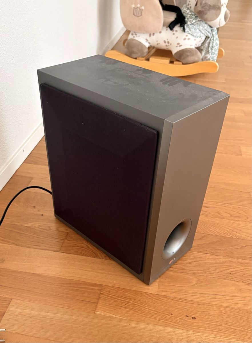LG Home Cinema: LG Wireless Active Subwoofer – Usato da Steinmaur venduto da CG_ZH 2