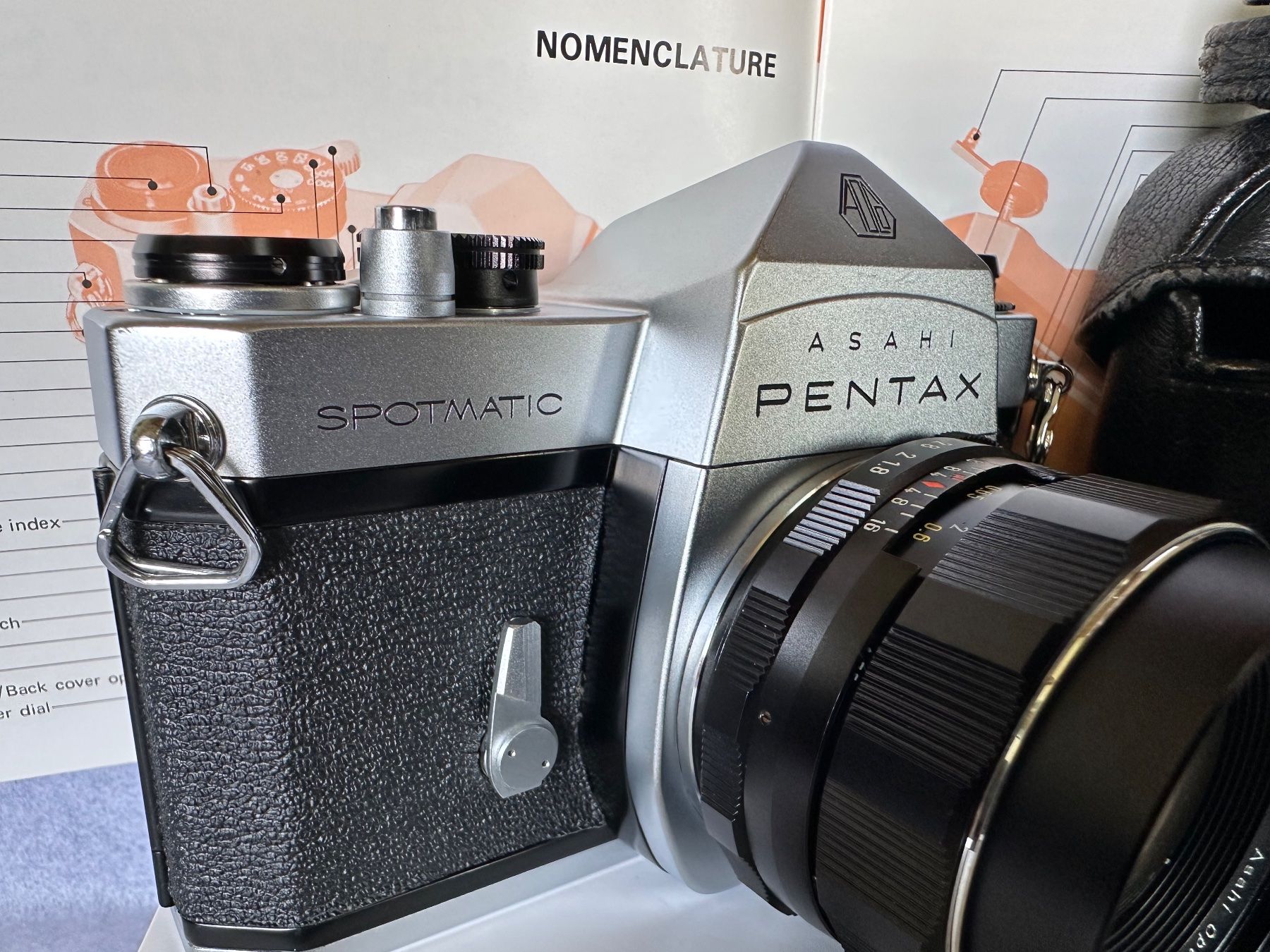 Mint]ASAHI PENTAX SPOTMATIC SP SLR + Super-Takumar 55mm f/1.8 From Japan #1654