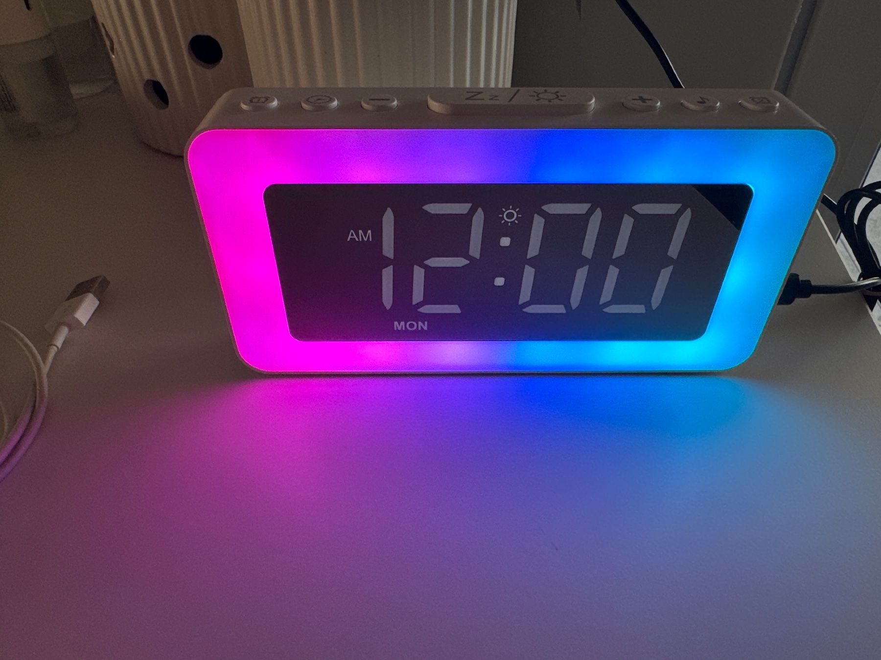 Réveils: 🔥Wecker mit Lichtfunktion🔥 – Neuf (Voir description) à Dintikon par candyman6 6