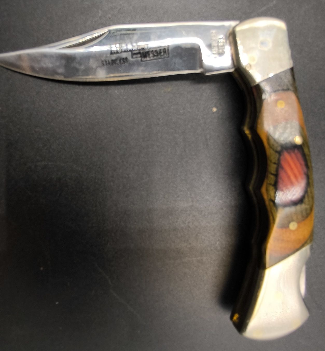 Zubehör: Klappmesser Klaas Messer mit farbigen Holzgriff – Gebraucht aus Rorschacherberg von snOOpydOg11 1