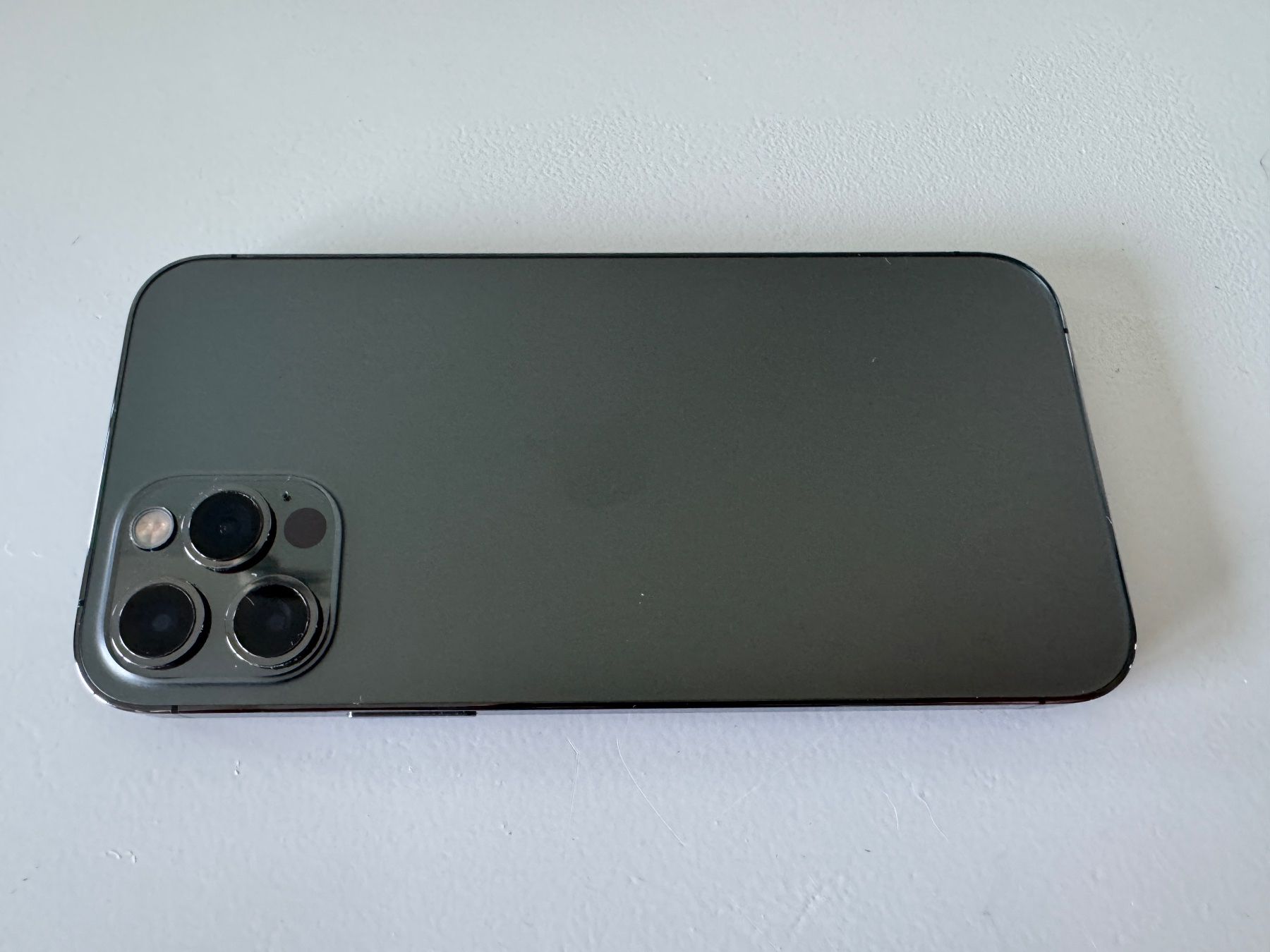 Apple Telefoni cellulari / Smartphones: Apple iPhone 12 Pro Graphite, 128GB - 79% Batterie – Usato da Landschlacht venduto da mmpp 1