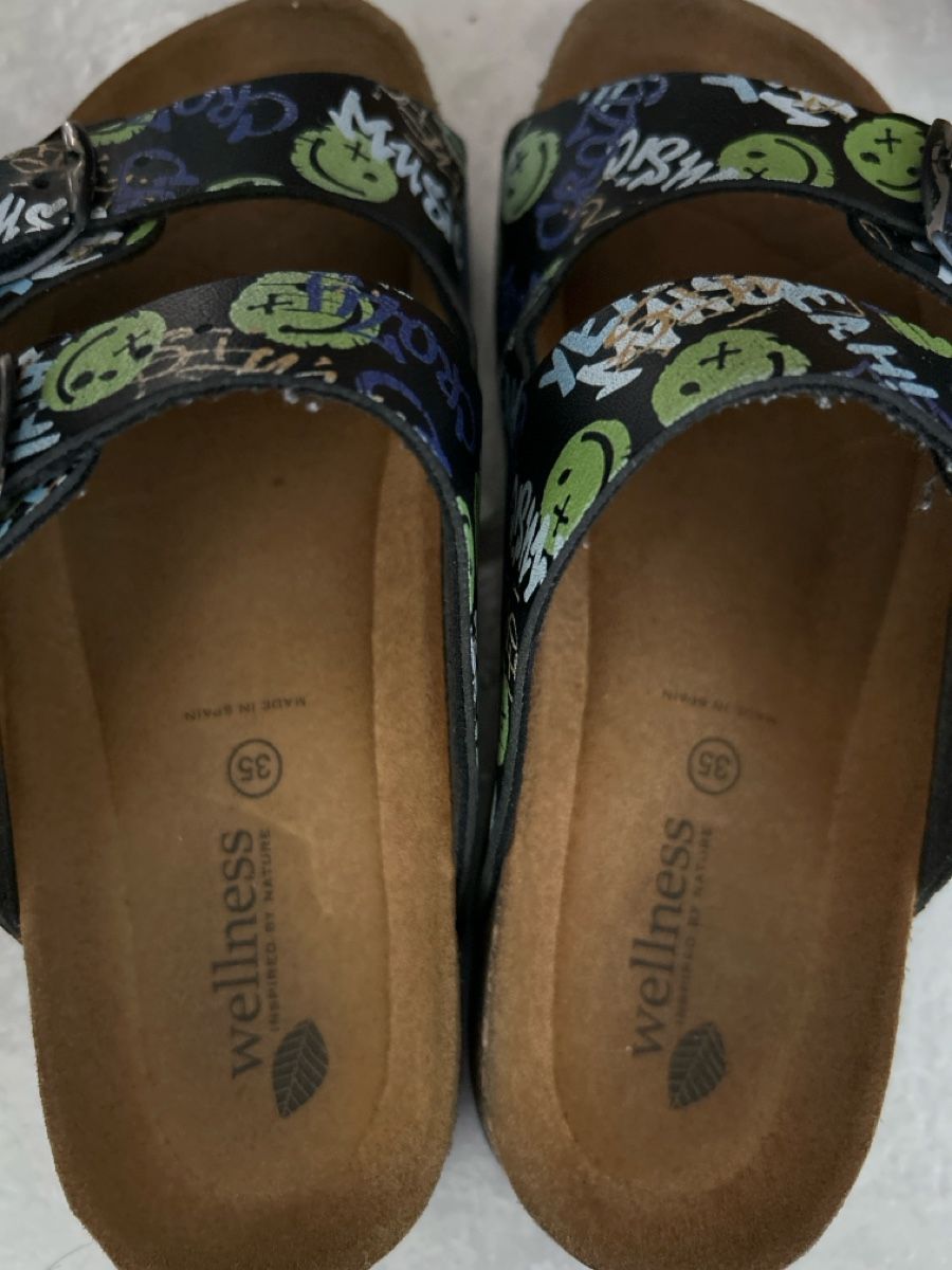 Scarpe per ragazzi: Hausschuhe/ Finken Gr 35 – Usato da Lostorf venduto da Venice16 2