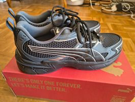 Puma Sneaker Milenio tech 2000 2Tone Grösse 41 Neu!