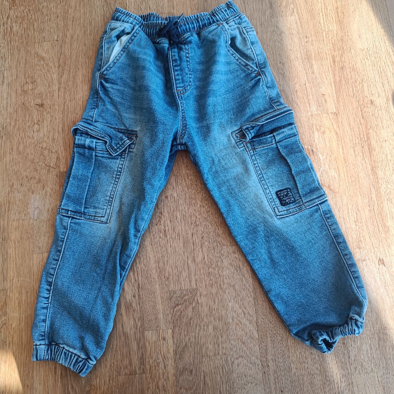 Next Pantaloni: Jeans Next Grösse 104 – Usato da Jaberg venduto da urig17.