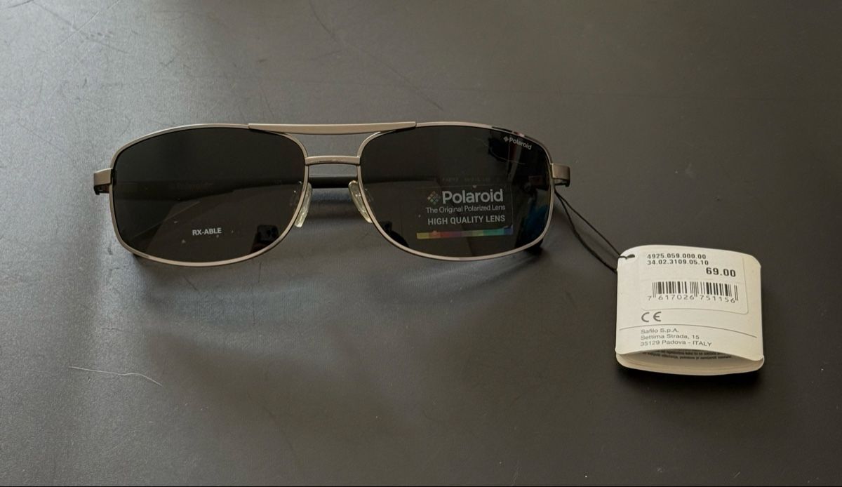 Polaroid Brillen & Gläser: Piloten Sonnenbrille  – Neu und originalverpackt aus Thalwil von MB-7