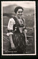 AK Junge Frau in Appenzeller Tracht