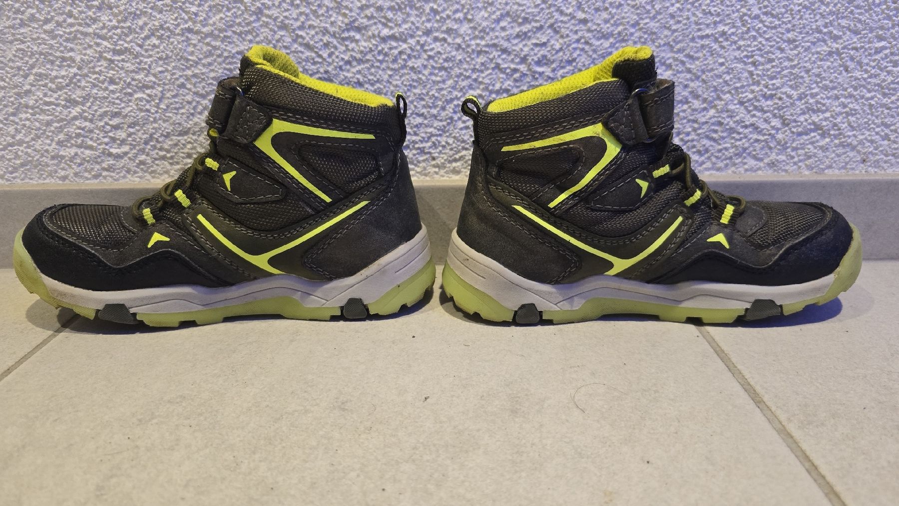 Scarpe per ragazzi: Lurichi Stiefel gr. 29 – Usato da Wängi venduto da tamaso11 2