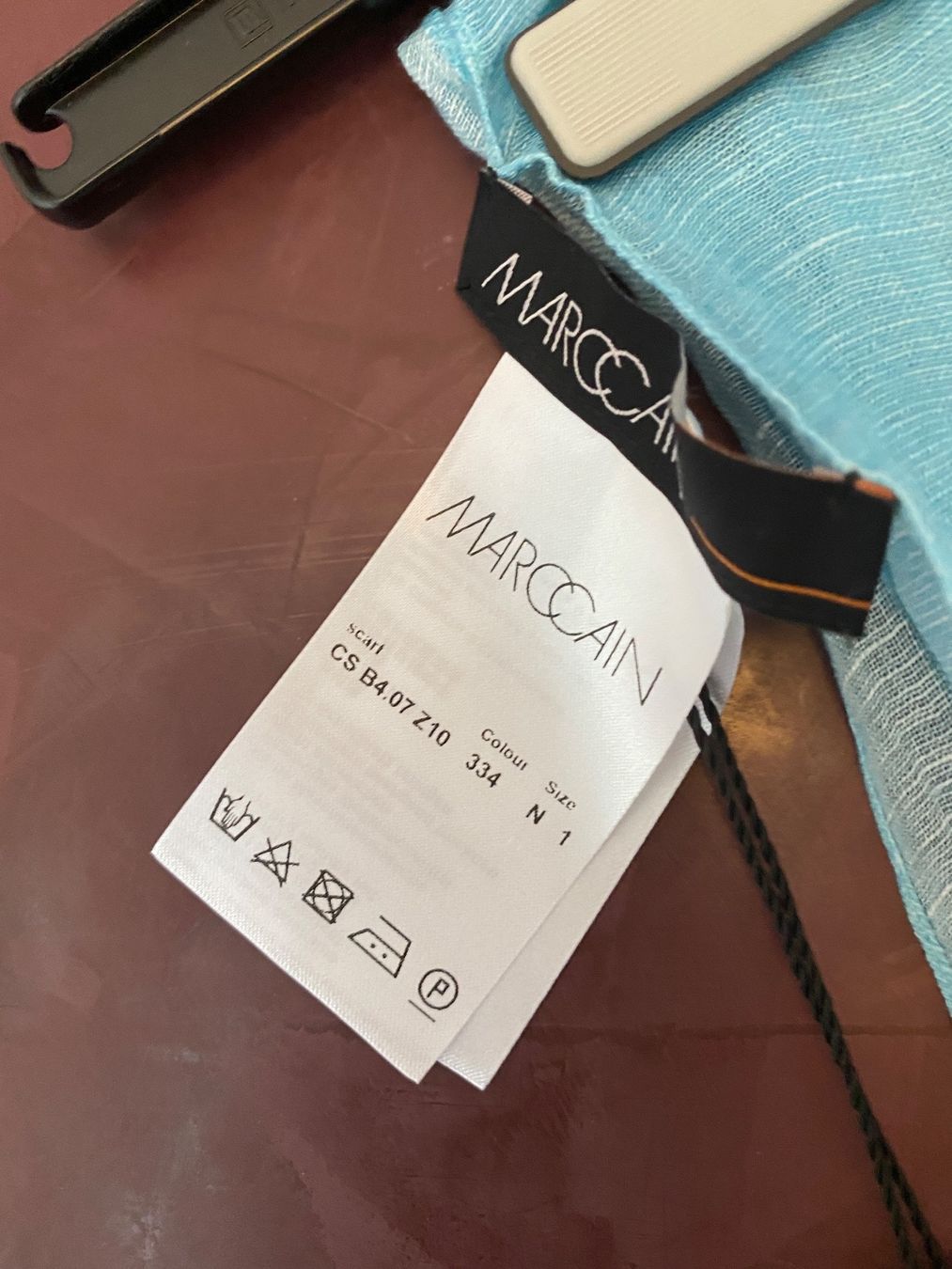 Marc Cain Foulards, Tücher & Schals: Marccain Schal mit Fransen Modal, Leinen,Seide 70/200 – Neu und originalverpackt aus Volketswil von praxis12 1