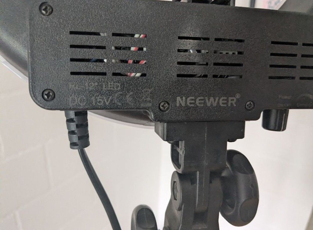 Lampen: Neewer Ringlicht mit Stativ - Top Zustand! – Gebraucht aus Rietheim von vla_y88j 3