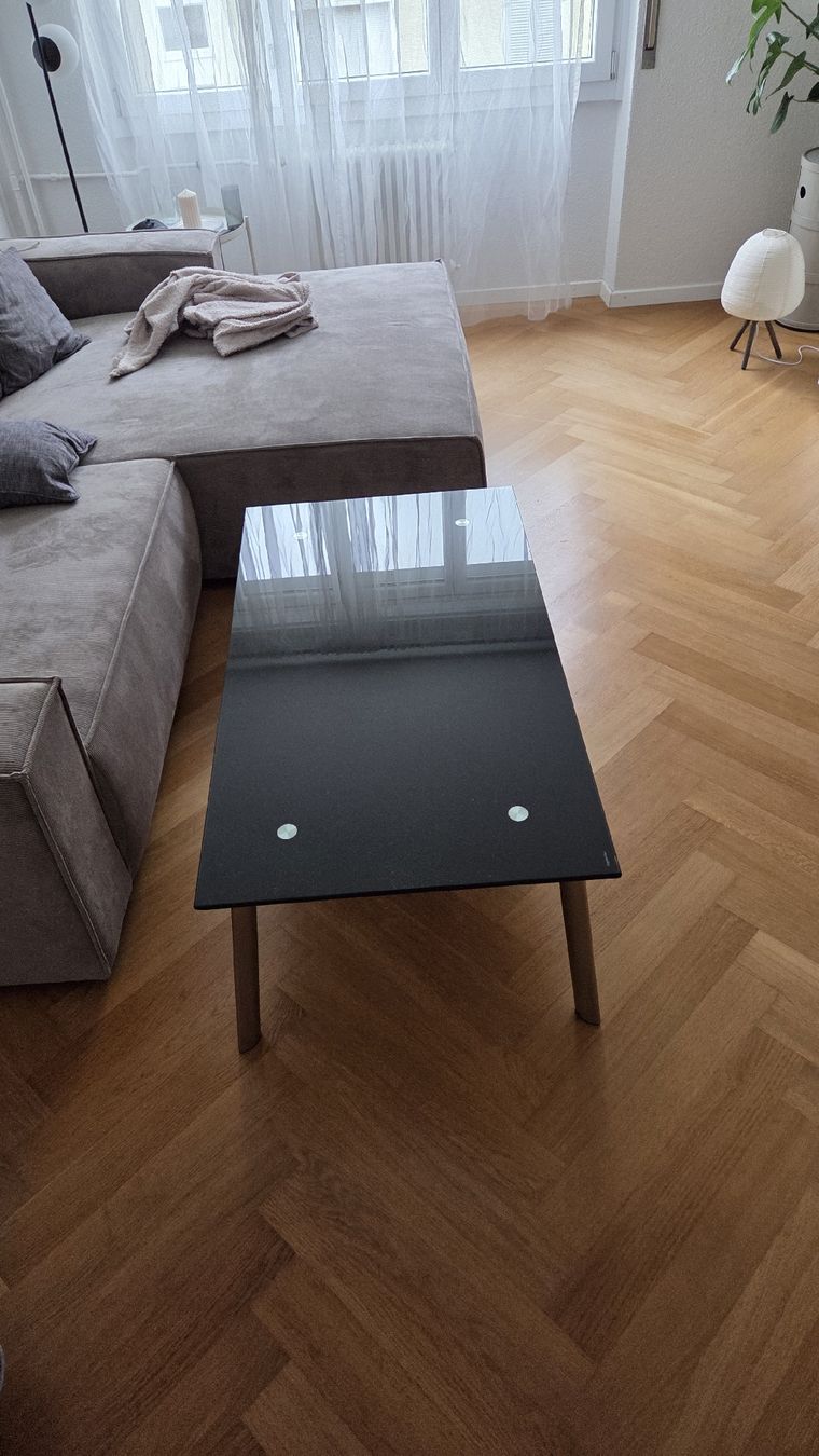 Tavoli: Moderner schwarzer Couchtisch aus Glas – Usato da Bern venduto da leo_8prk 1