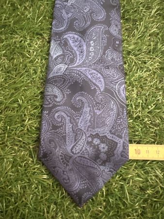 Elegante Herrenkrawatte Paisleymuster First Avenue