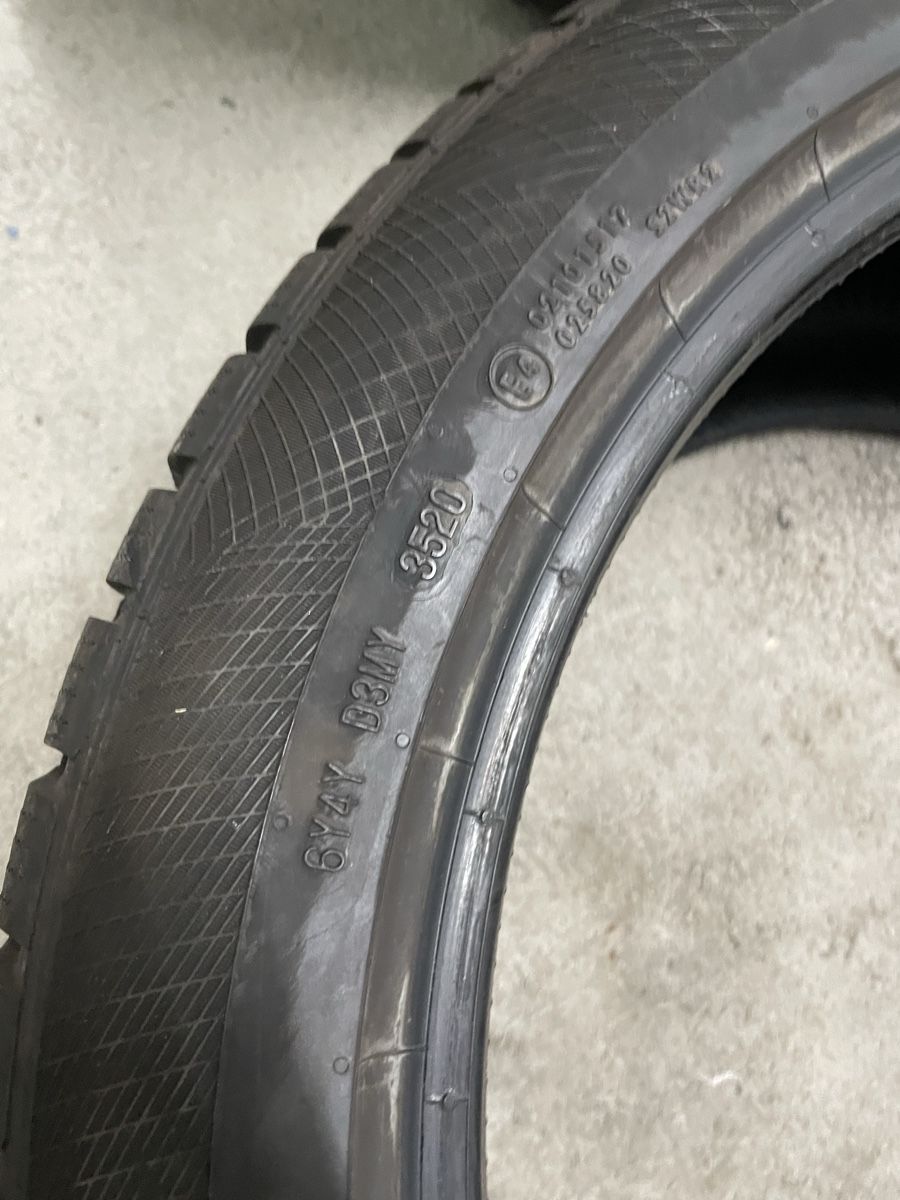 Pneus & Kompletträder: 2x Continental Winterpneu 285/40R20 – Gebraucht aus Sirnach von MotionModular 4