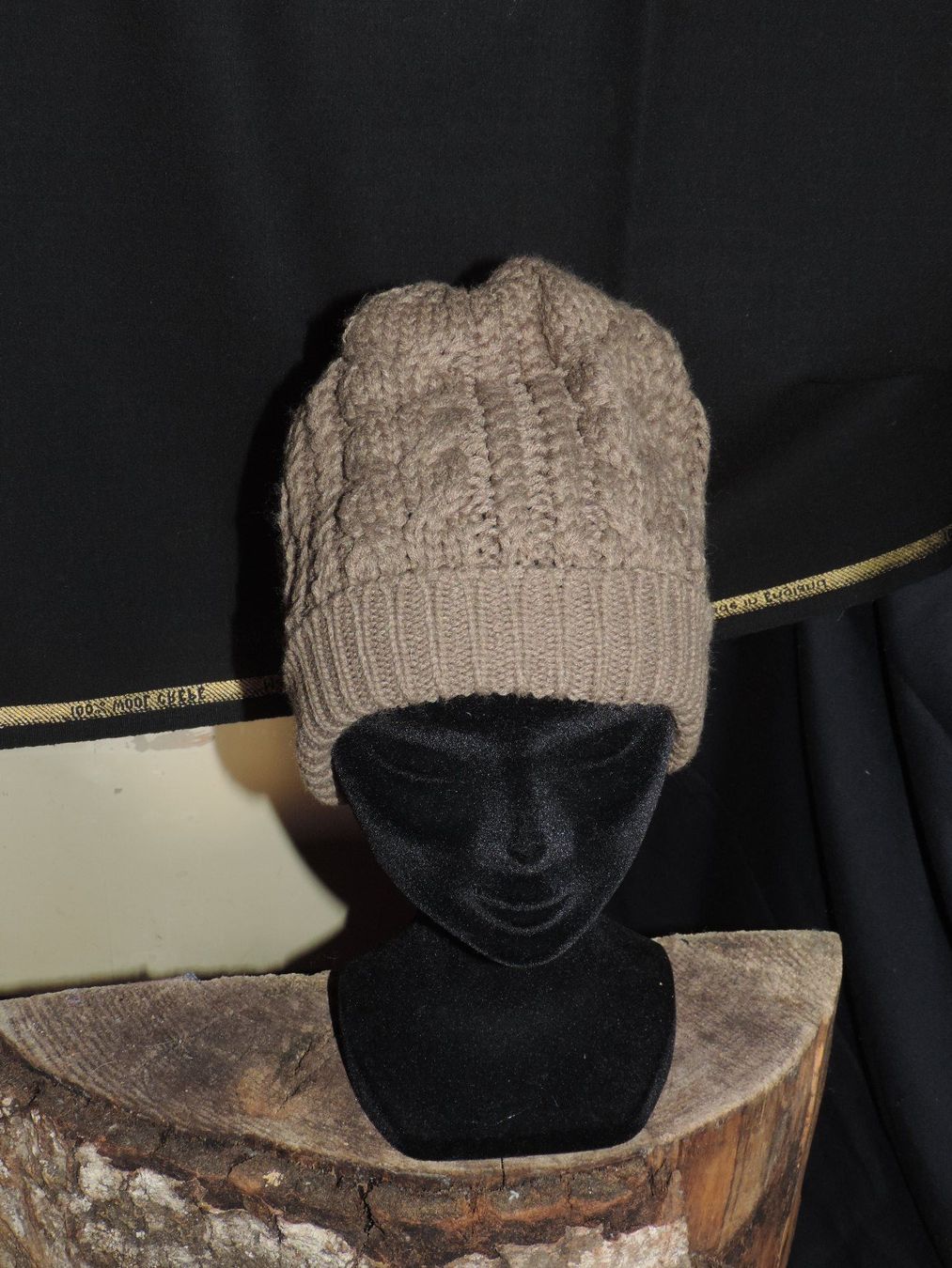 Chapeaux, bonnets & casquettes: bonnet gris taupe – D'occasion à Genève par Axelle333 2