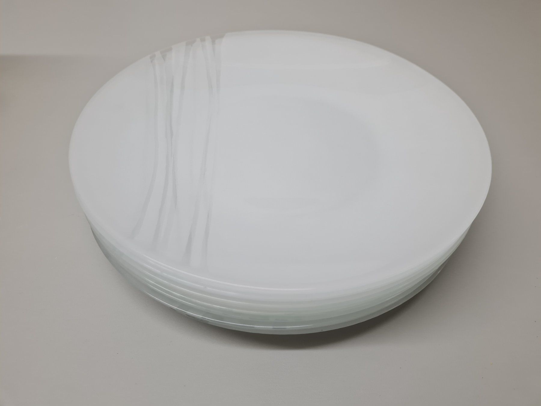 Piatti: Sehr flache Teller, 13 Stk., 24 cm – Usato da Turbenthal venduto da rut_77cy