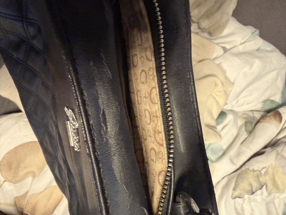Borse da donna: Guess Tasche – Usato da Grenchen venduto da a.berisha03 1