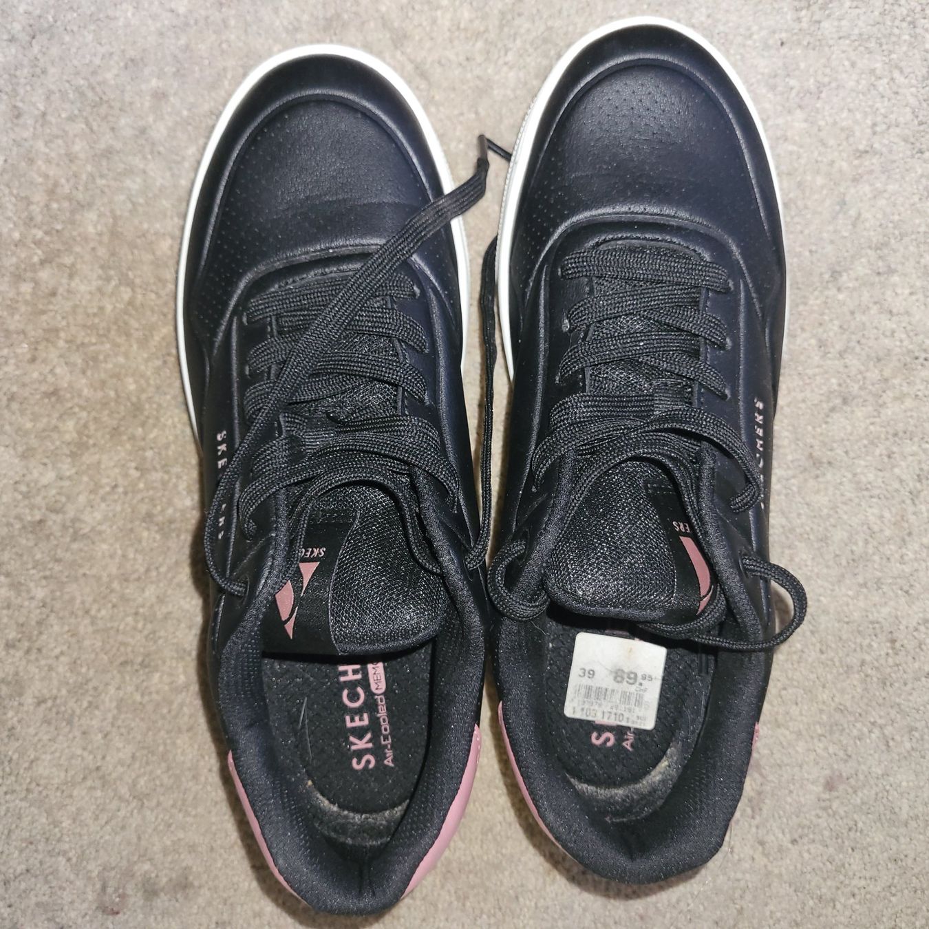 Damenschuhe: Sneaker "Skechers" Damenschuh – Gebraucht aus Wallisellen von Ilbarone 2