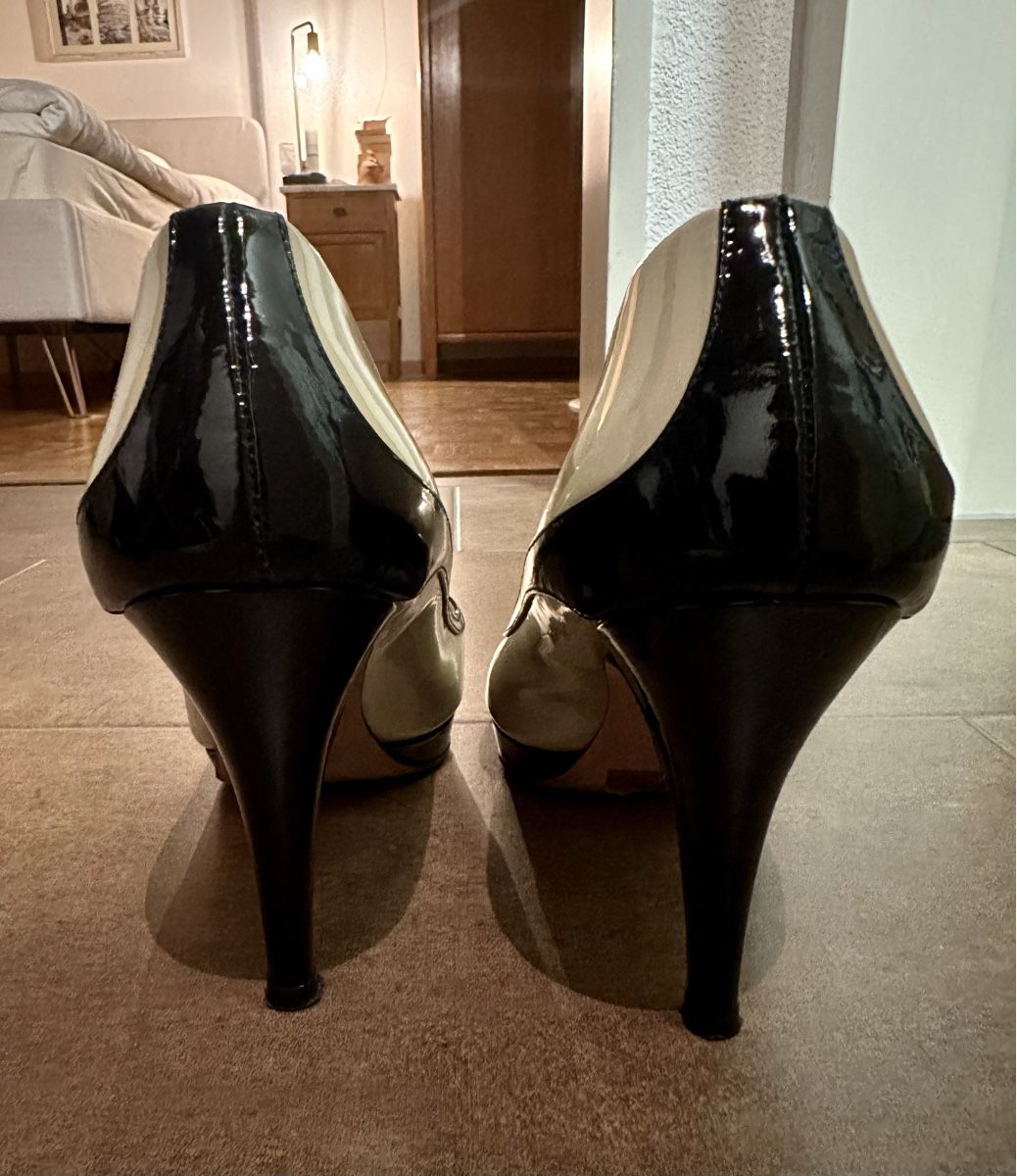 Navyboot Damenschuhe: Peeptoes Highheels im Rockabilly Style – Gebraucht aus Otelfingen von esmeralda1978 1