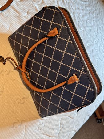 Handtasche