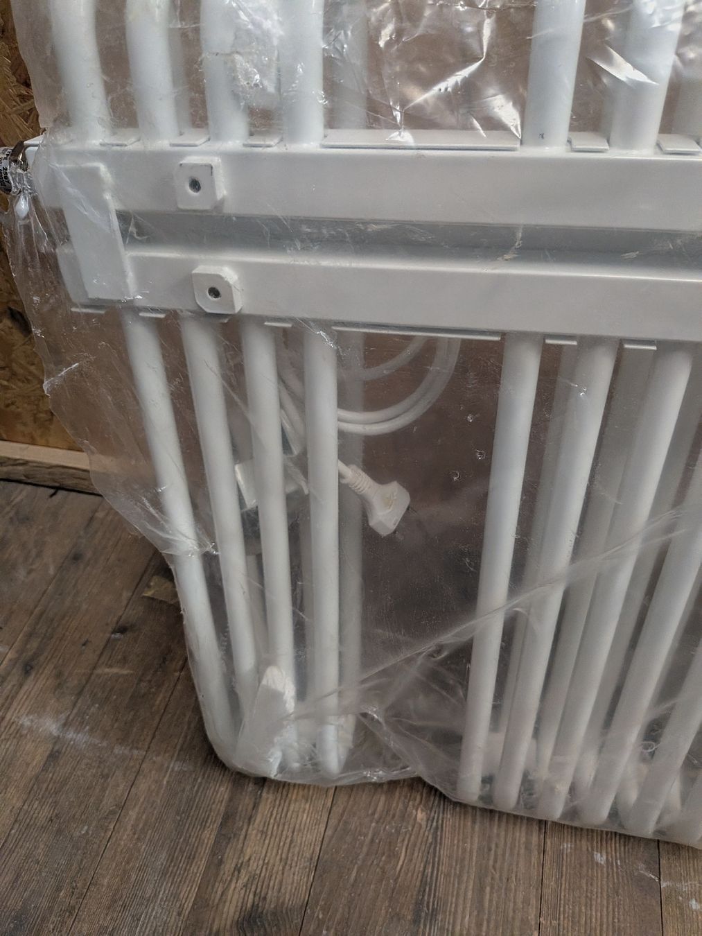 Radiateurs: Radiator elektro  – Neuf avec emballage d'origine à Künten par sheila017 1