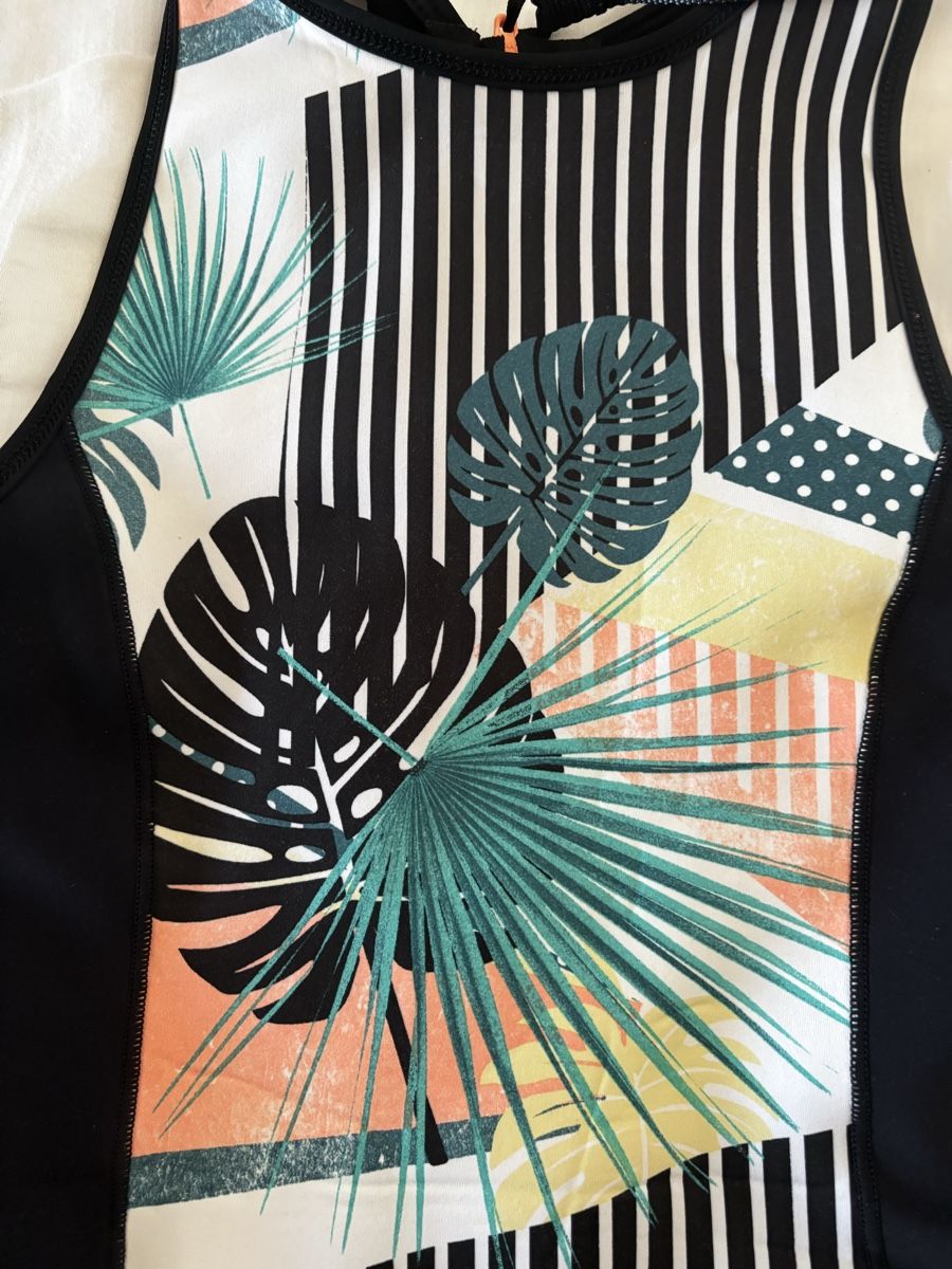 Roxy Costumi da bagno & Bikini: Neopren Badekleid Shorty Roxy Gr. 8 – Usato da Winterthur venduto da NatMet11 6