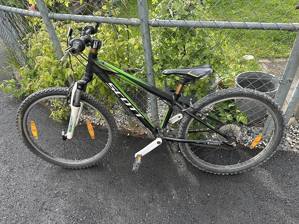 Biciclette: Kinderfahrrad Scott Scale JR 24 Zoll – Usato da Triesen venduto da ParZival79