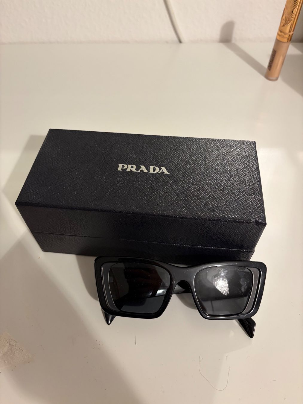 Prada Occhiali & Lenti: Prada Sonnenbrille mit Box! – Nuovo (secondo la descrizione) da Herisau venduto da ogkosta 3