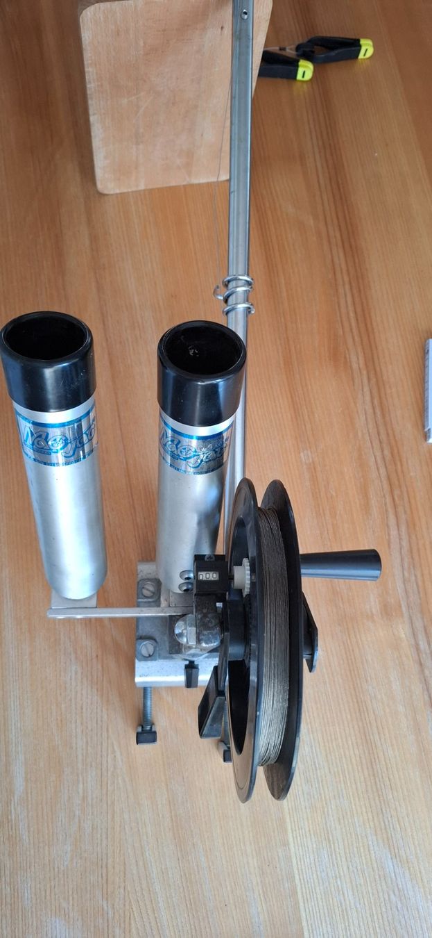 Tamburi & Mulinelli: Mac Jac Downrigger mit 2 Rutenhalter – Usato da Thun venduto da Fishon 3