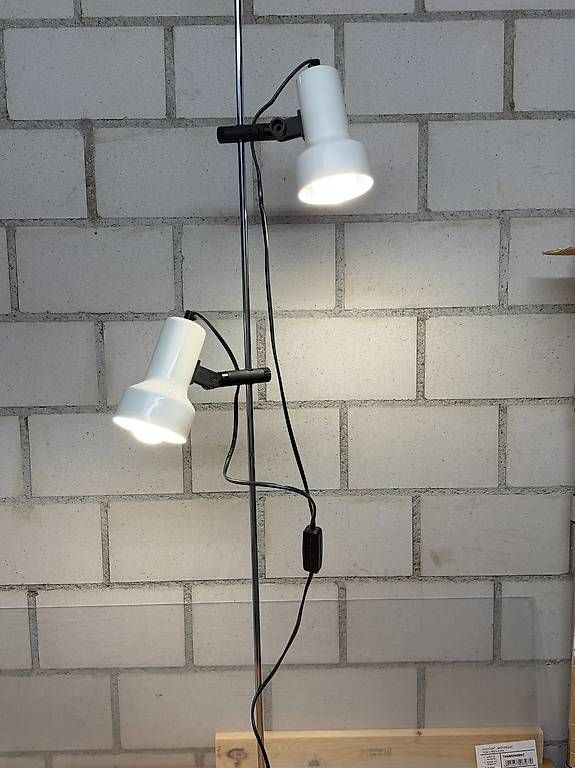 Lampade: Ständerlampe 147 cm mit Sparbirnen – Usato da Hausen AG venduto da jus_ns87
