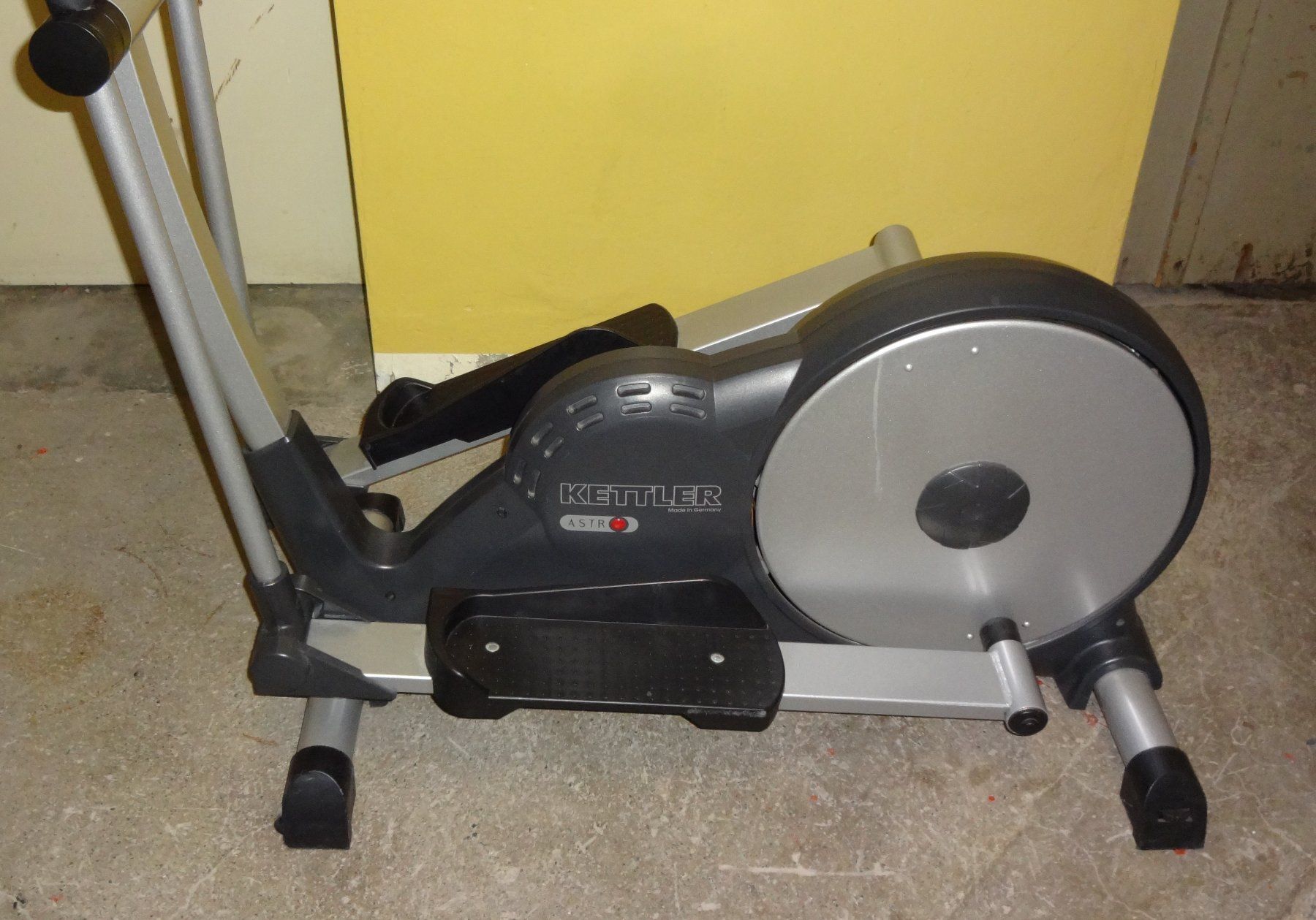 Kettler Hometrainer: Kettler ASTRA Stepper Crosstrainer – Usato da St. Gallen venduto da WWL 1