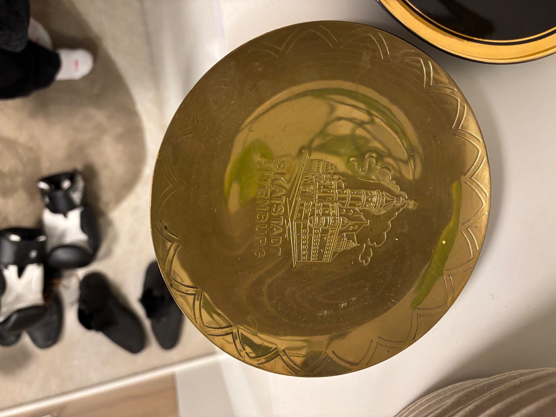 Tutte le decorazioni: Zierteller-Sammlung: Souvenir Teller, 2 Stück – Usato da Liestal venduto da hal_p8l9