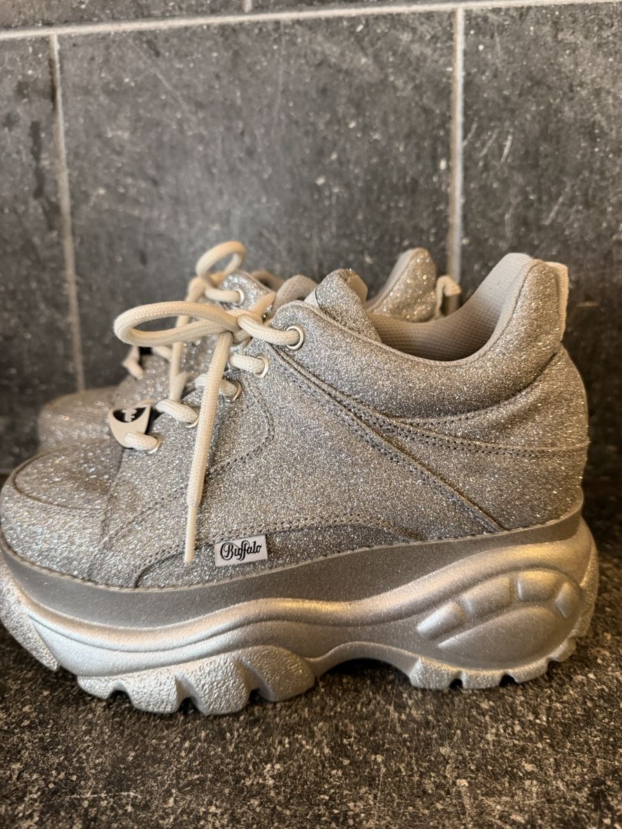 Buffalo Scarpe da donna: Buffalo Plateau Sneaker, Grösse 37 – Nuovo (secondo la descrizione) da Lenzburg venduto da Vani1313 2