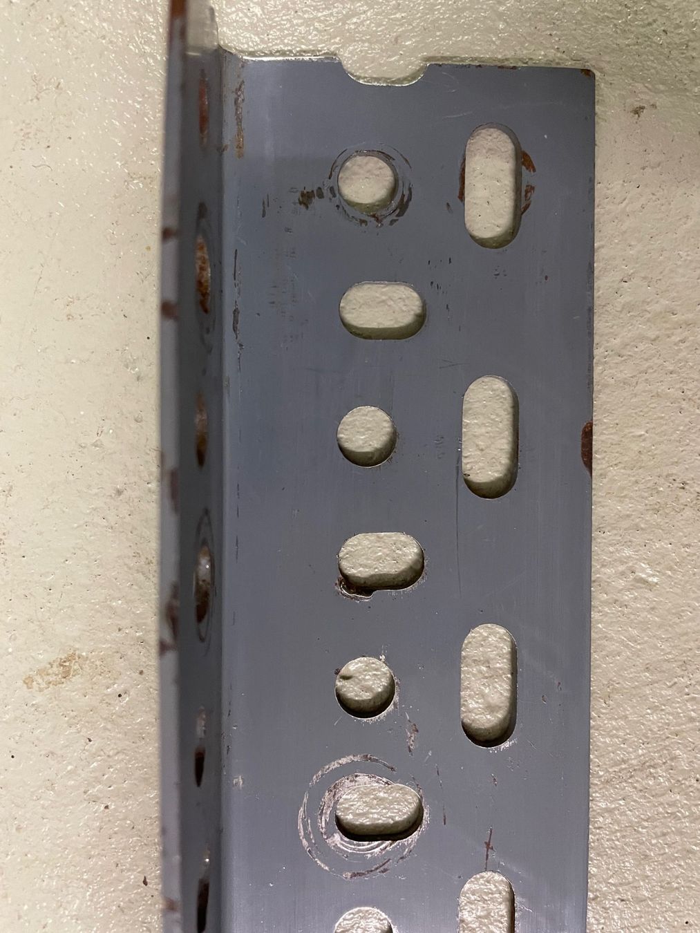 Ferramenta: 2 PERFORIERTE WINKELEISEN – Usato da schaffhausen venduto da gka_96cv 1
