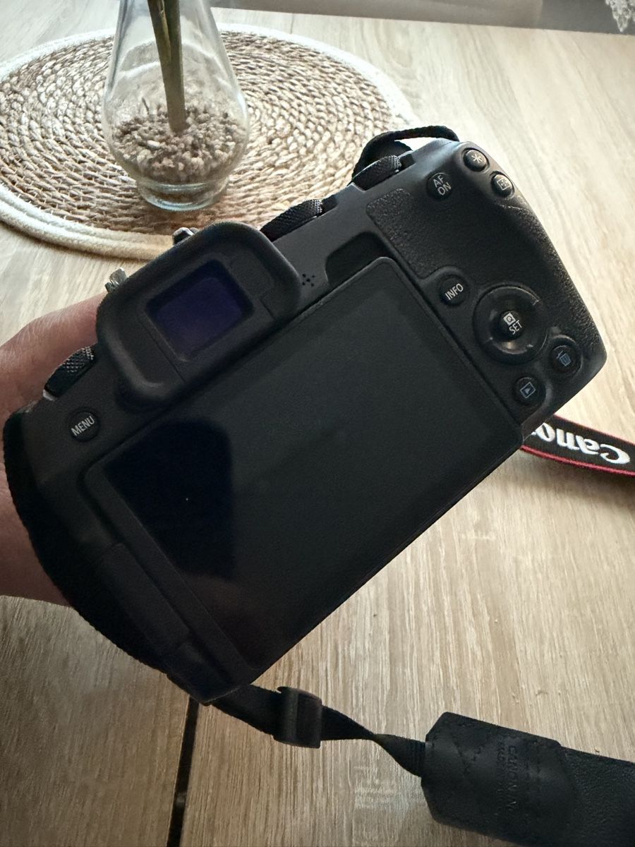 Canon Fotocamera: Canon  EOS Rp – Usato da Affeltrangen venduto da Simon12 2