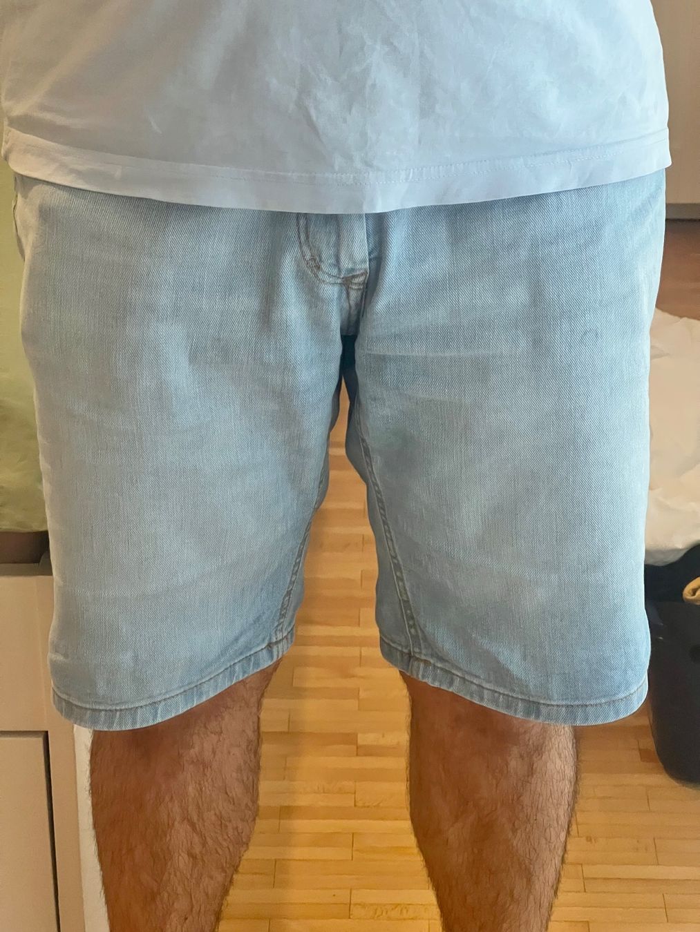Lotti di vestiti: Short en jeans - L – Nuovo (secondo la descrizione) da Lausanne venduto da luciano_RIC1 1