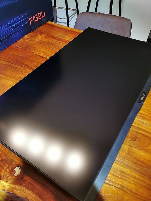 Ecrans: Gigabyte Aorus FI32U – D'occasion à Arbaz par str_nhg8 3