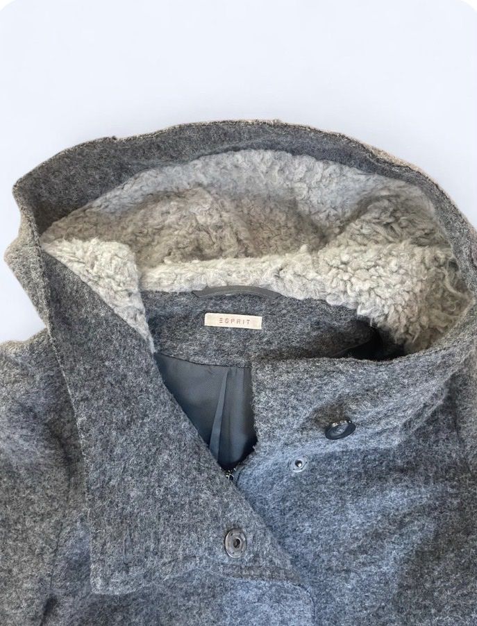 Esprit Mäntel: Grauer Mantel – Neu (gemäss Beschreibung) aus Therwil von nat_gtk5 5