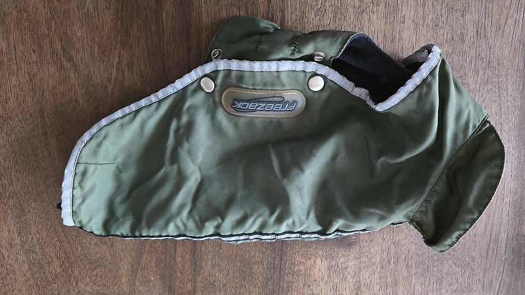 Abbigliamento: Hundemantel 30cm – Usato da Matzingen venduto da Poesie2 1