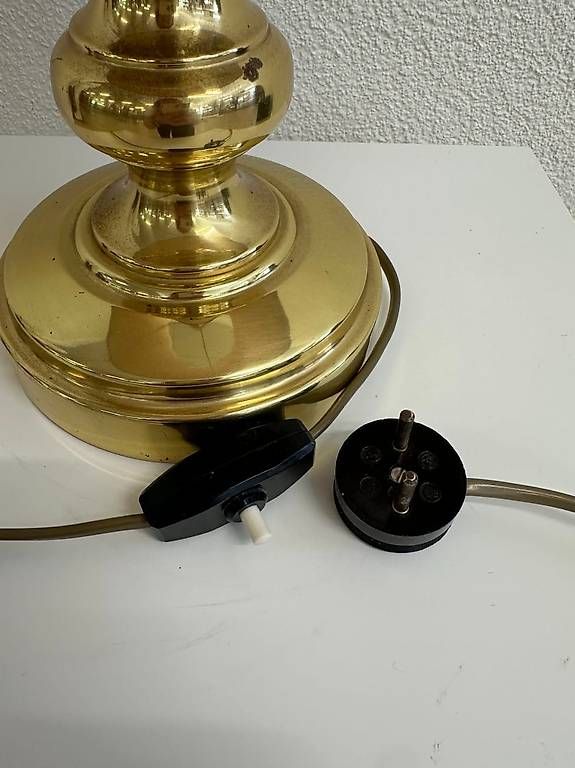 Lampade: Vintage Messinglampe mit elegantem Stoffschirm – Usato da Obernau venduto da Arche_Noah_Brocki 5