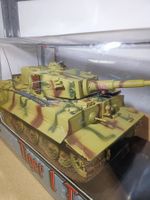 21 Century Toys 1:18 Modell