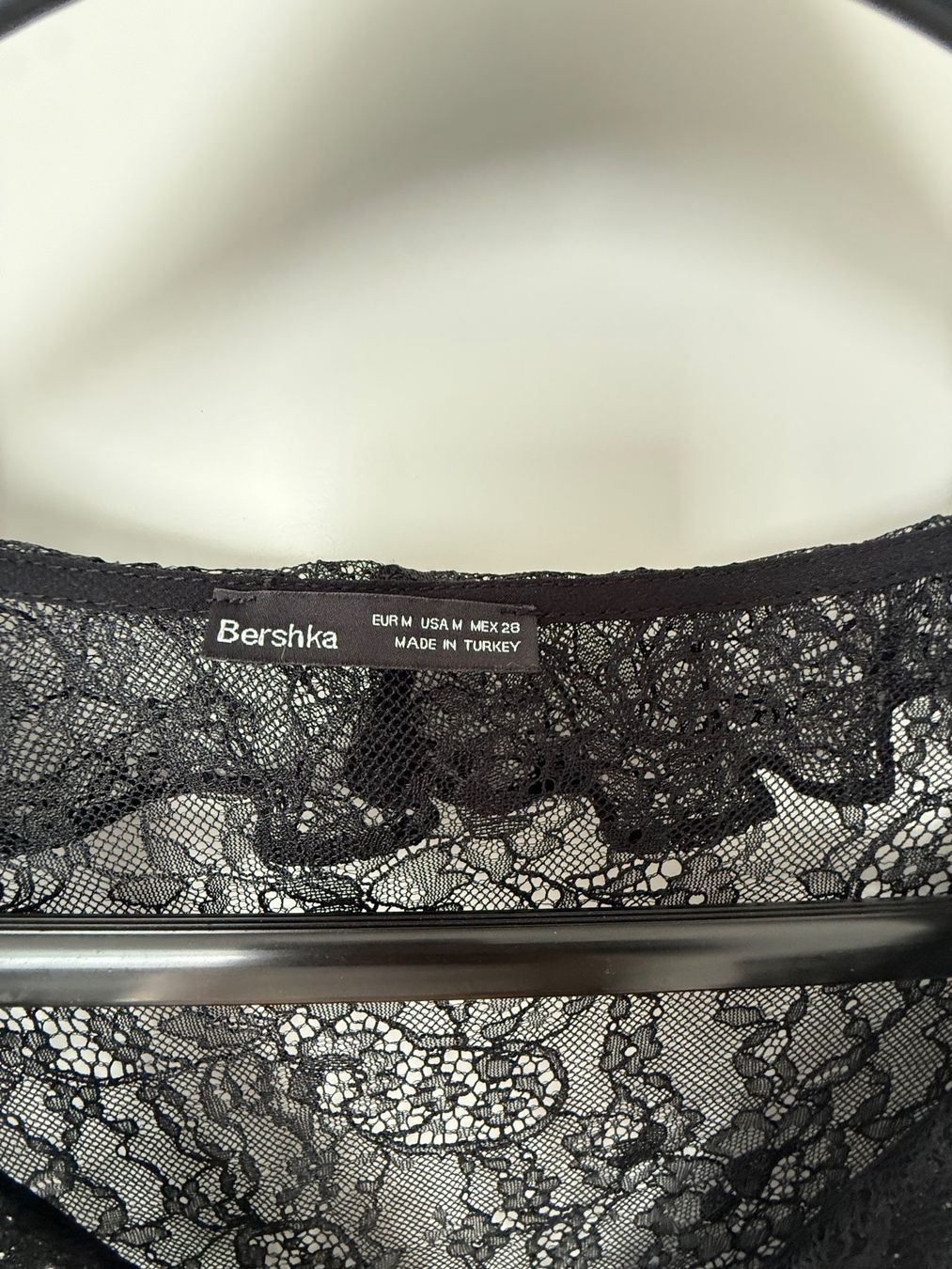 Bershka Tops: Lace Ausgangstop Bershka – Neu (gemäss Beschreibung) aus St. Gallen von di_146 1