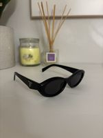 Sunglasses in Black