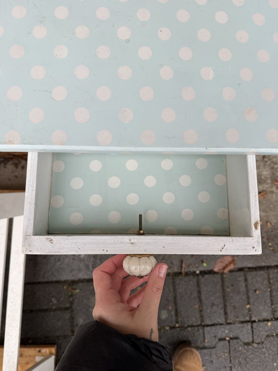 Comodini: Retro Nachttischli / Tischchen, Shabby Chic Style! – Usato da Basel venduto da Fee_roesler 2